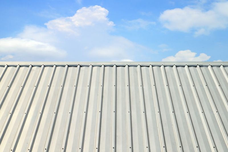 Aluminum Roof Installation detail